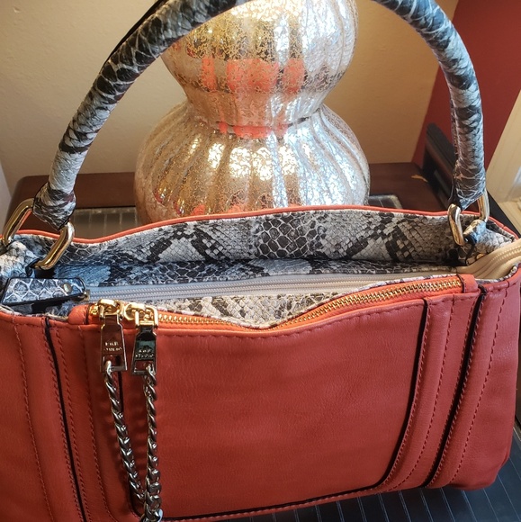 KGB Studio - Picture 2 of 5